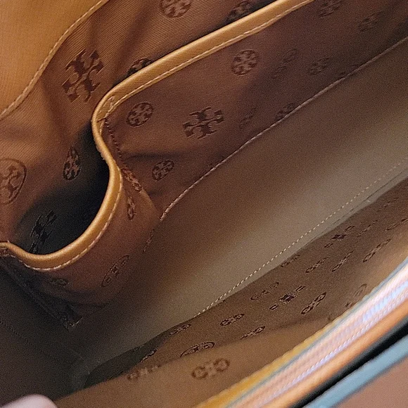 Tory Burch set - Picture 9 of 11